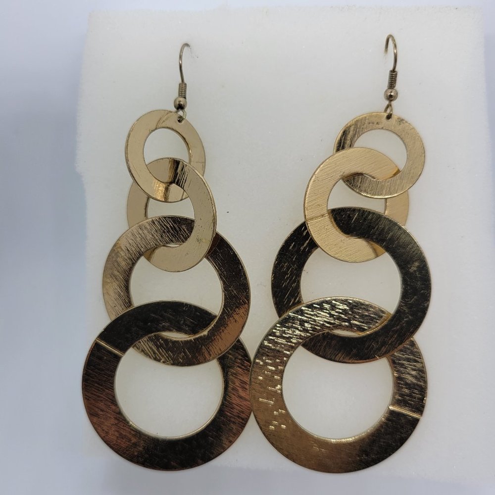 Earrings 4 Loop Links Gold Tone Dangle E_OT0001.